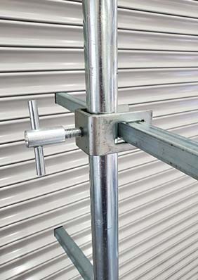 伸縮式パネルフィットスタンドのアーム取付部分